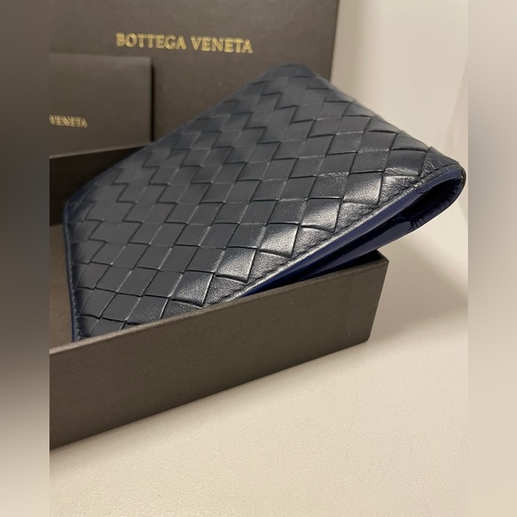 Bottega Venetta bifold wallet - Picture 2 of 14